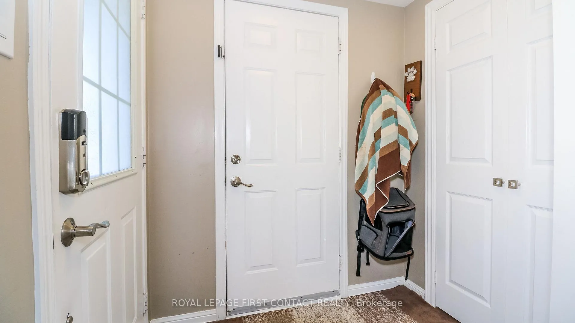 Photo 6 of 34 Ridwell Street, Barrie, Edgehill Drive — HOMEH