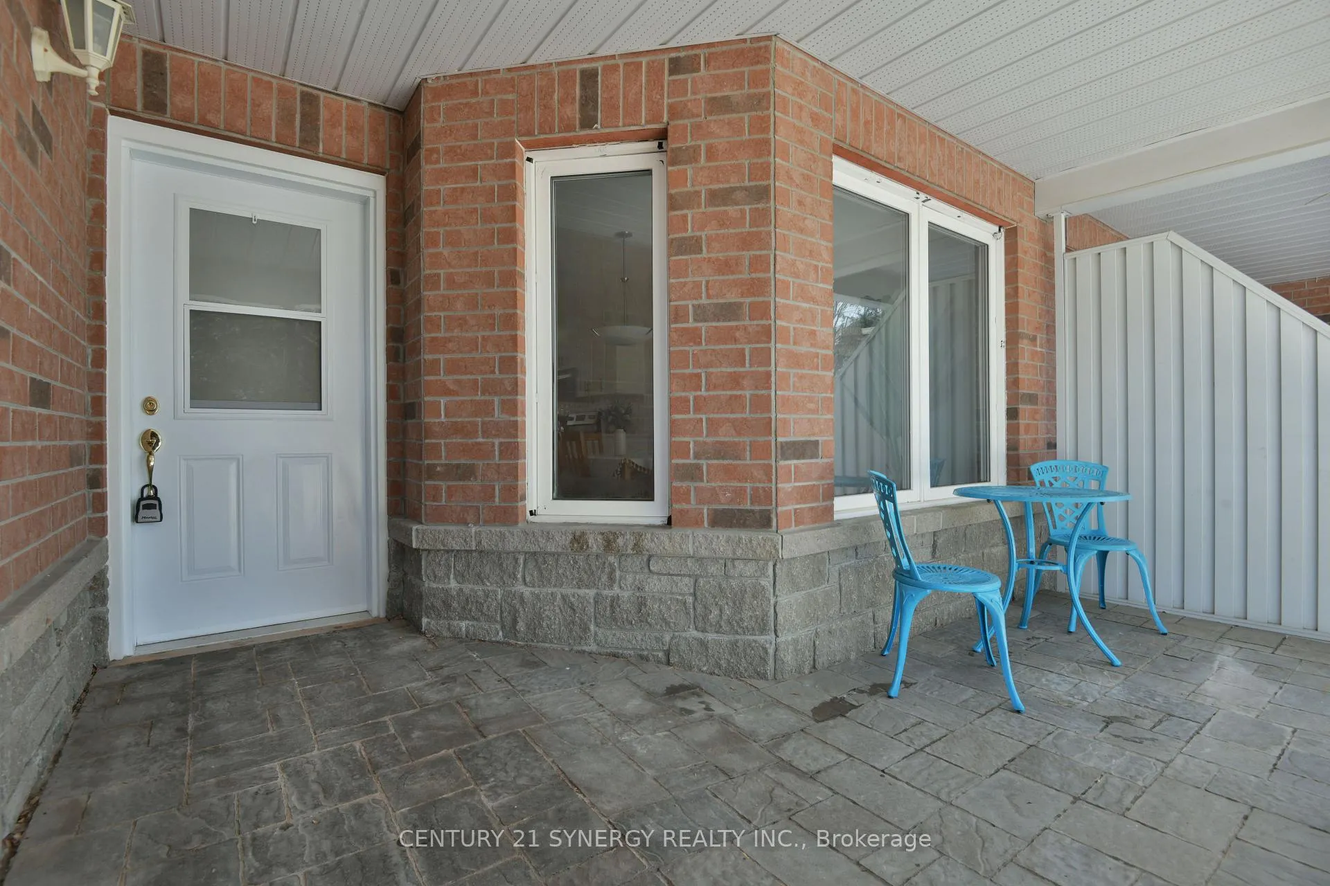 Photo 3 of 7 Weaver Crescent, Ottawa, Kanata - Kanata Lakes/Heritage Hills — HOMEH