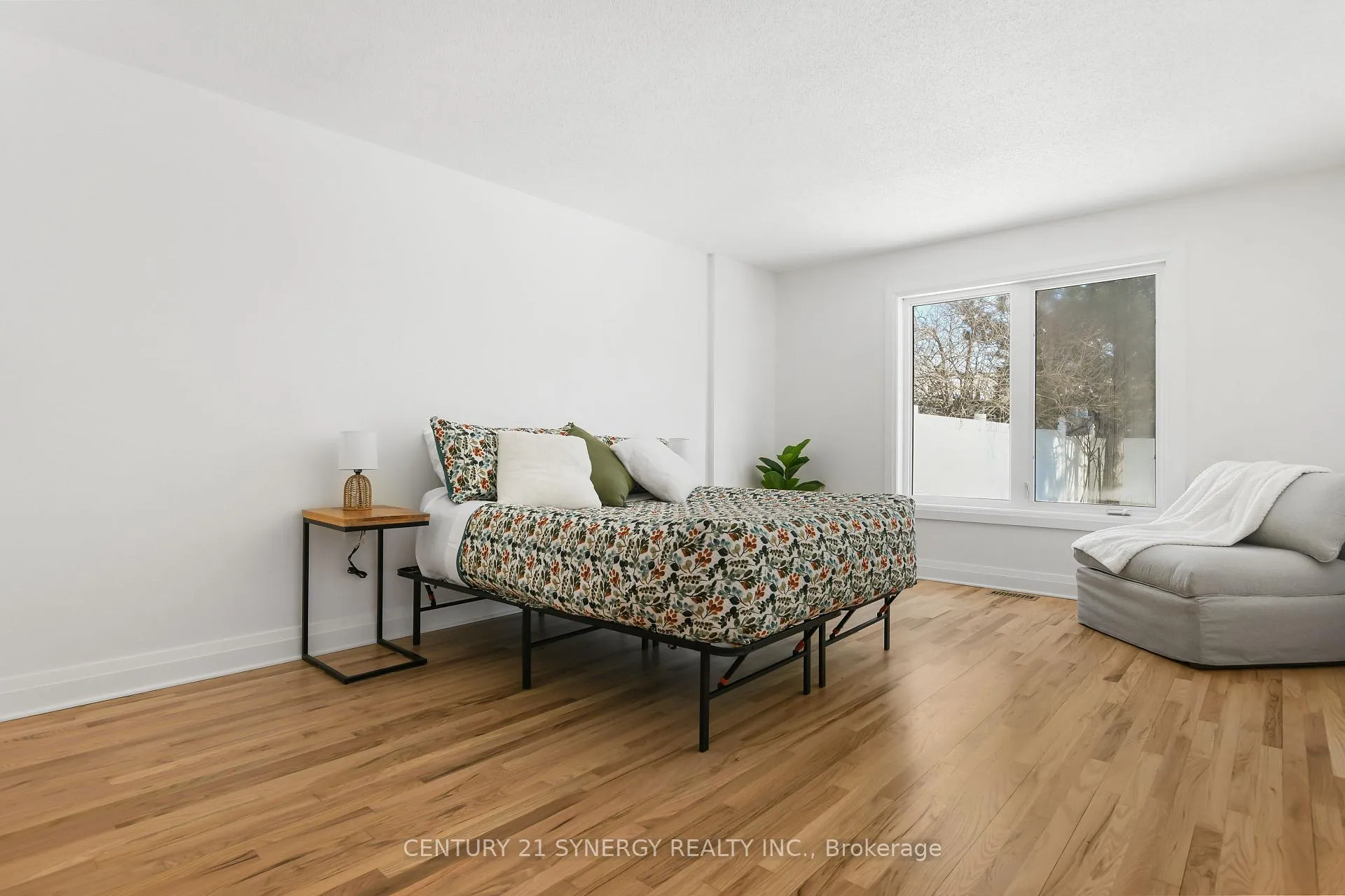 Photo 16 of 7 Weaver Crescent, Ottawa, Kanata - Kanata Lakes/Heritage Hills — HOMEH