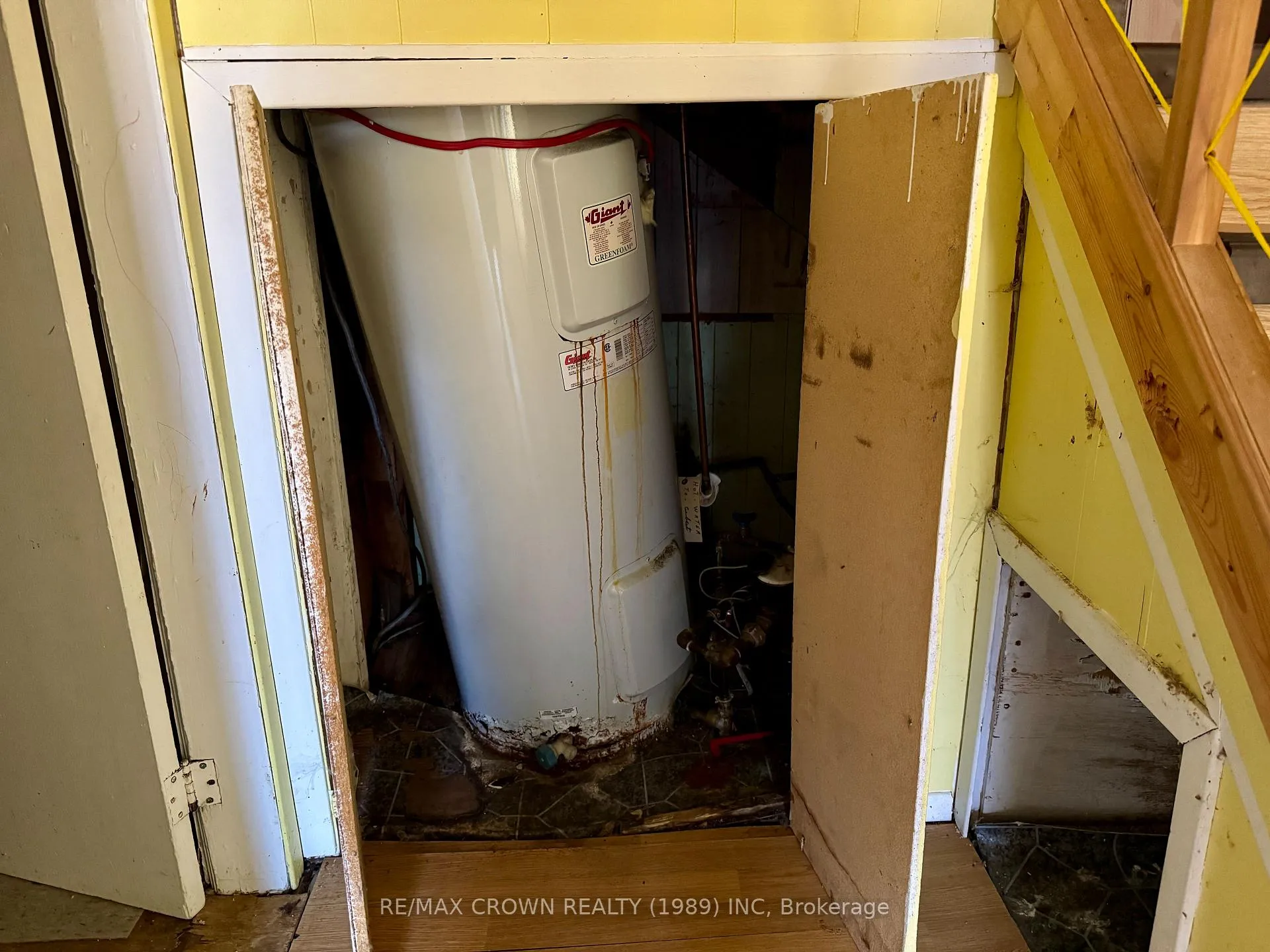 Photo 25 of 17 Lemarier Street, Kapuskasing — HOMEH