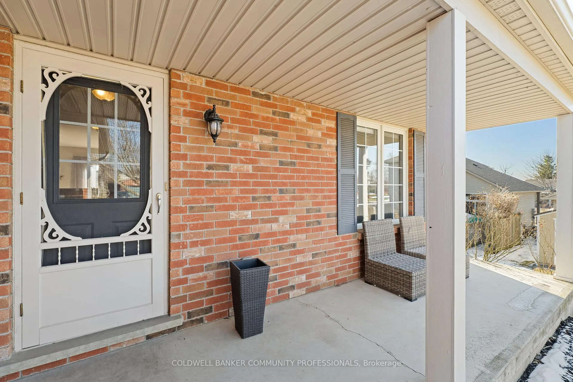 Photo 3 of 77 Morgan Drive, Haldimand — HOMEH