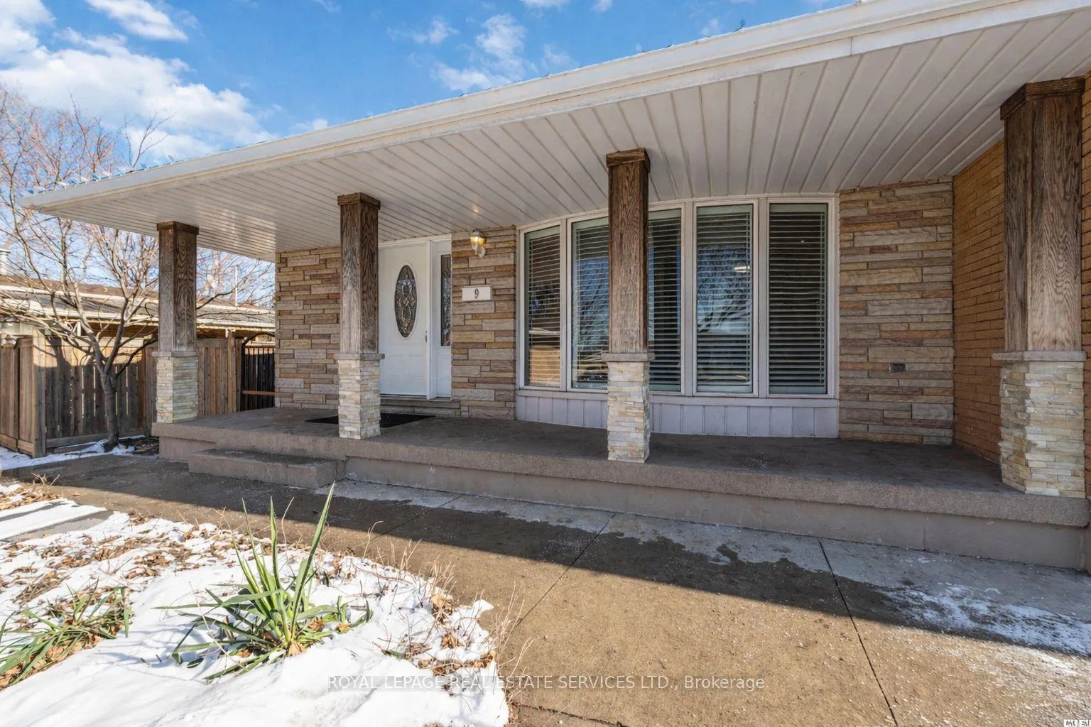 Photo 3 of 9 Isaac Court, Hamilton, Corman — HOMEH