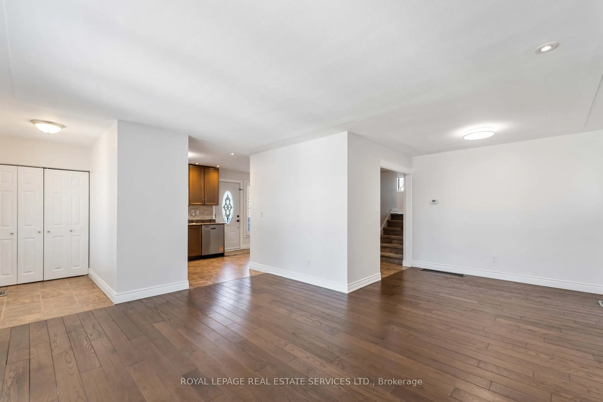 Photo 12 of 9 Isaac Court, Hamilton, Corman — HOMEH