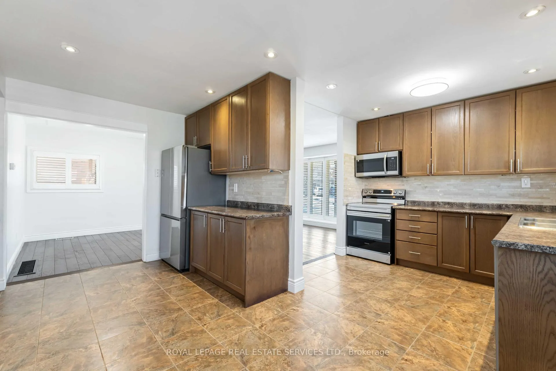 Photo 14 of 9 Isaac Court, Hamilton, Corman — HOMEH