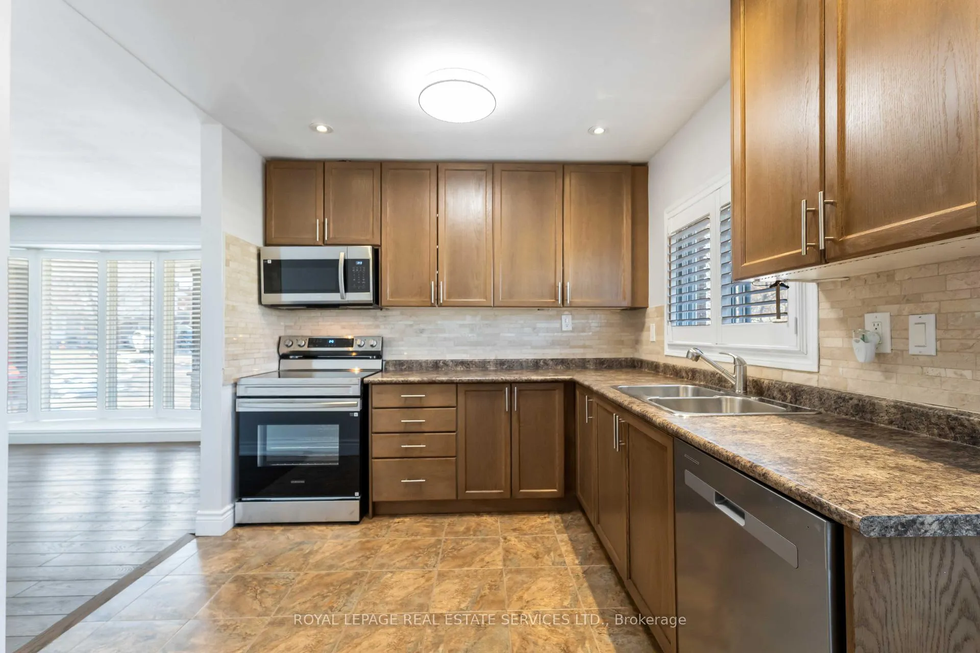 Photo 15 of 9 Isaac Court, Hamilton, Corman — HOMEH