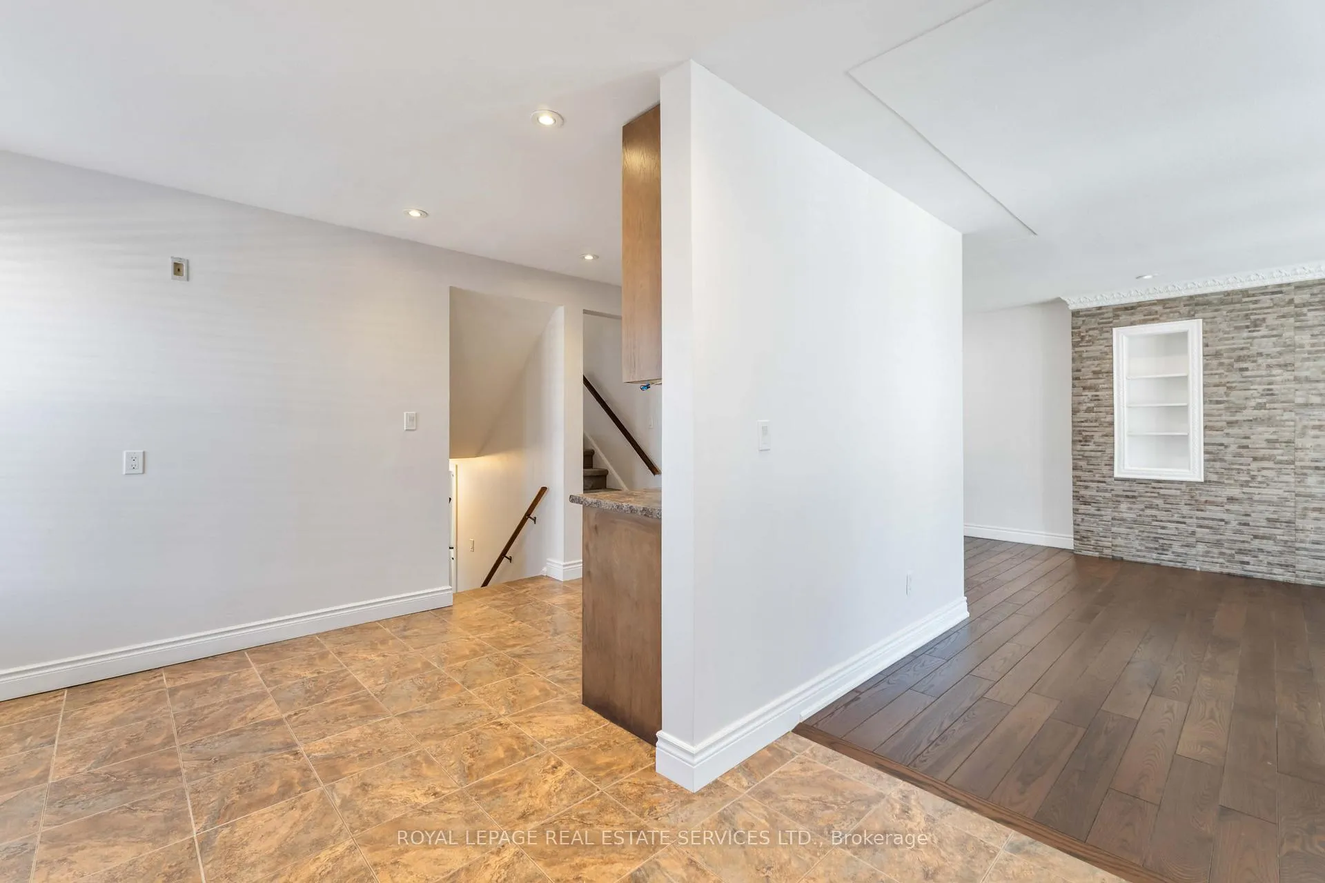 Photo 18 of 9 Isaac Court, Hamilton, Corman — HOMEH