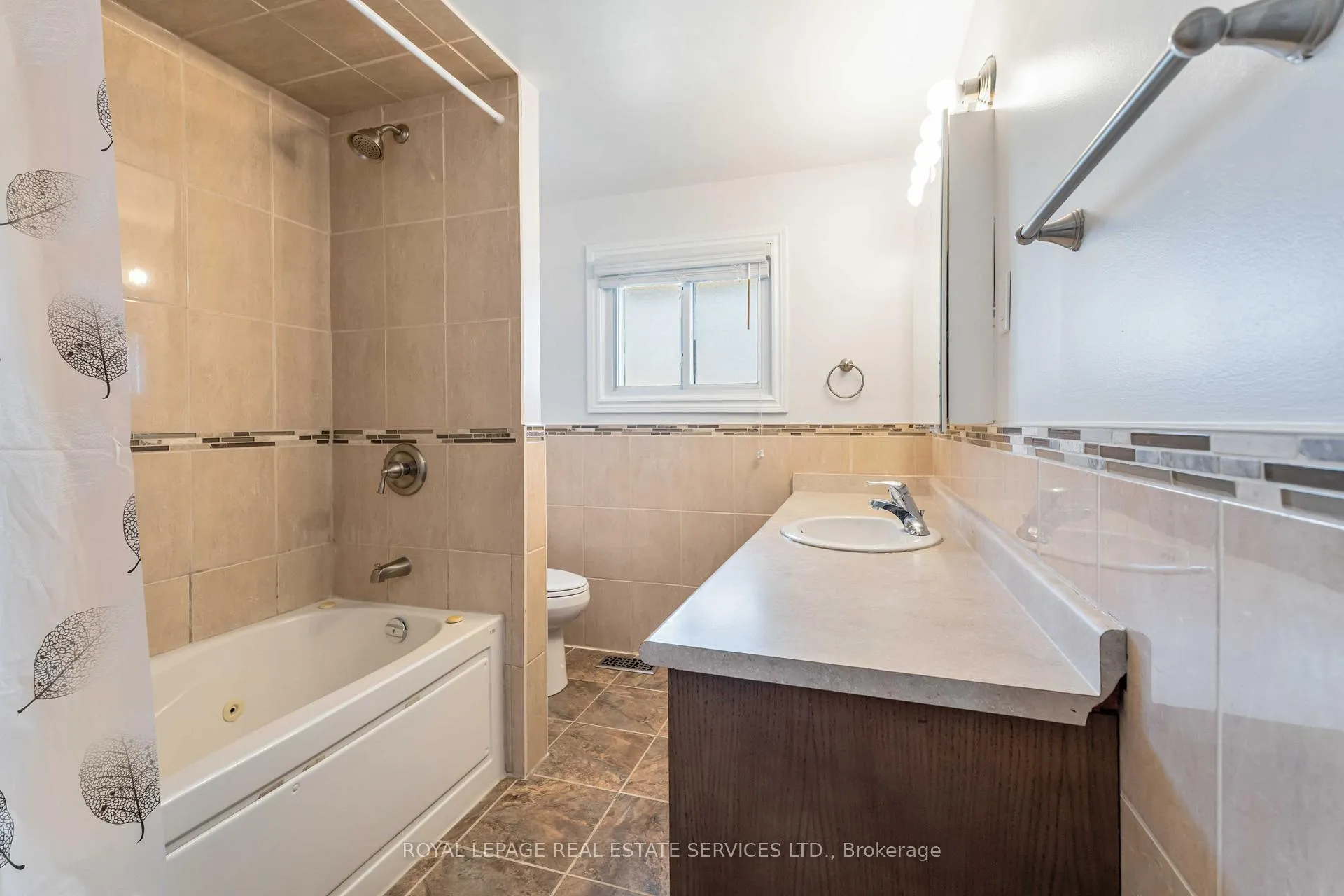 Photo 25 of 9 Isaac Court, Hamilton, Corman — HOMEH