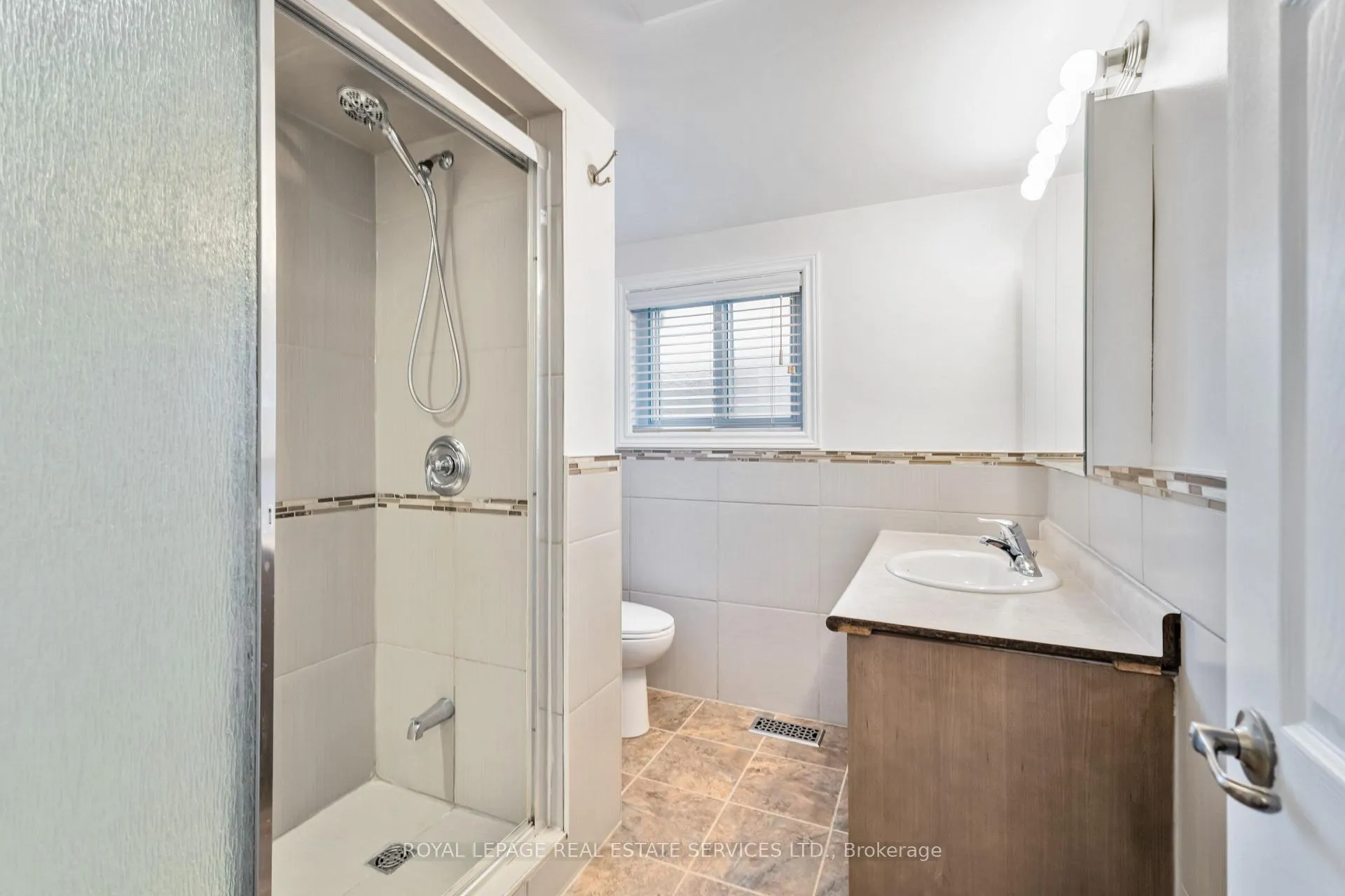 Photo 32 of 9 Isaac Court, Hamilton, Corman — HOMEH