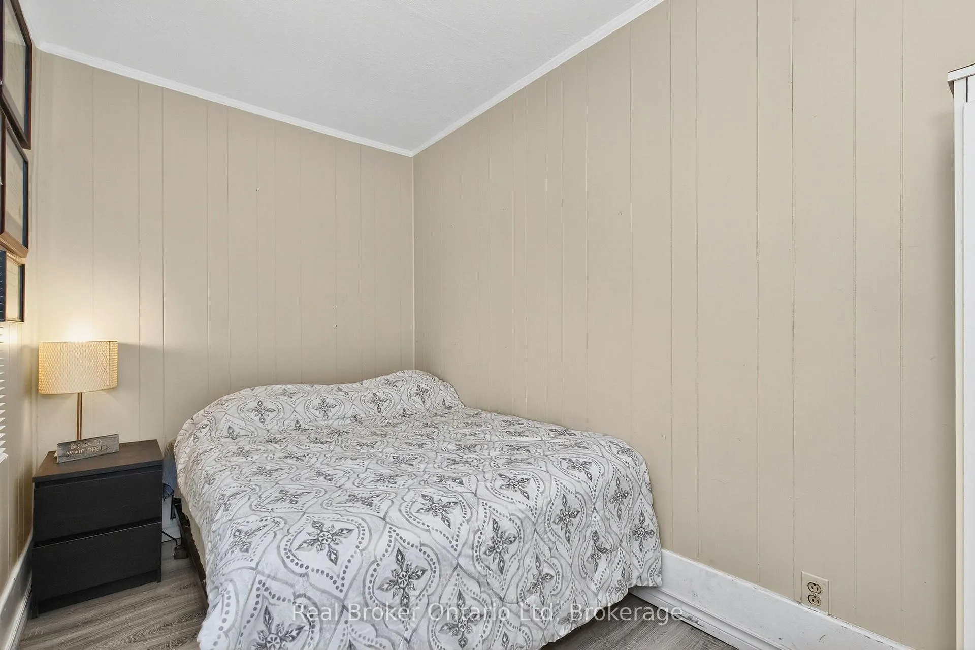 Photo 16 of 808 Quebec Street, Midland — HOMEH