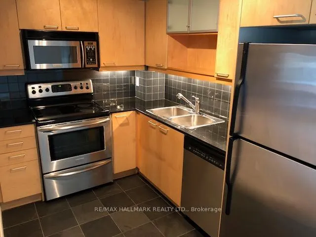Photo 3 of Unit 1015, 333 Adelaide Street E, Toronto, Moss Park — HOMEH