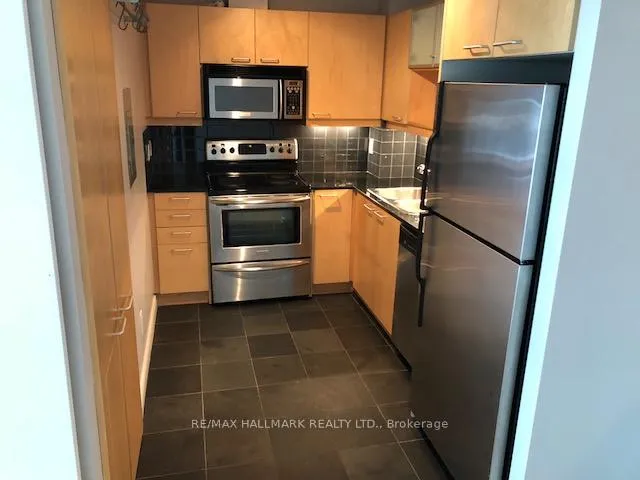 Photo 4 of Unit 1015, 333 Adelaide Street E, Toronto, Moss Park — HOMEH