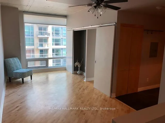 Photo 5 of Unit 1015, 333 Adelaide Street E, Toronto, Moss Park — HOMEH