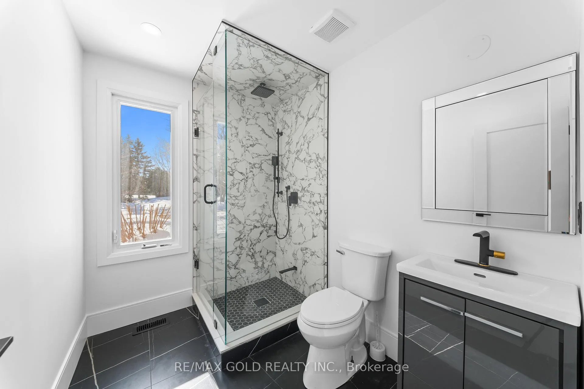 Photo 30 of 72 Goodfellow Crescent, King, Nobleton — HOMEH