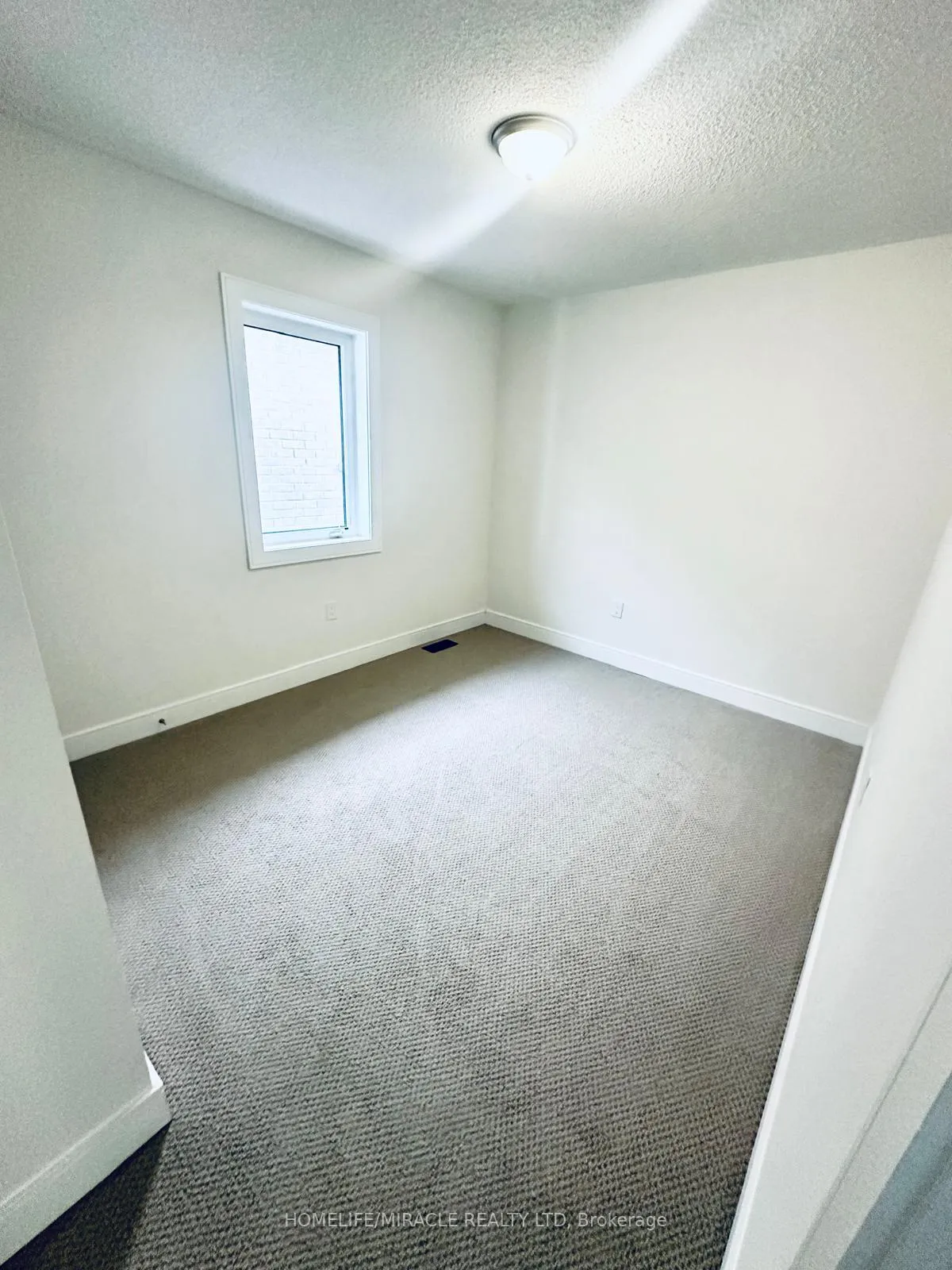 Photo 10 of 39 Ferguson Street, Erin — HOMEH