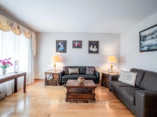 Photo 7 of 85 North Crescent, Port Colborne, Sugarloaf — HOMEH