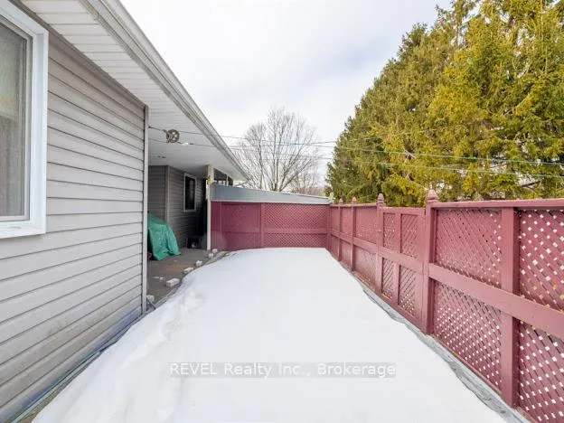Photo 26 of 85 North Crescent, Port Colborne, Sugarloaf — HOMEH