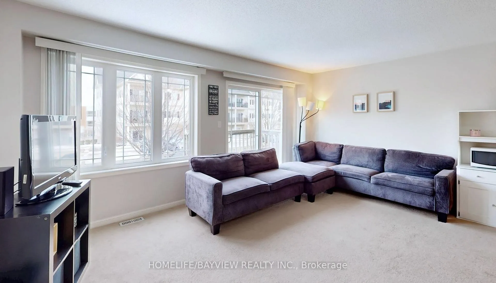 Photo 3 of Unit 12, 51 Connell Lane E, Clarington, Bowmanville — HOMEH
