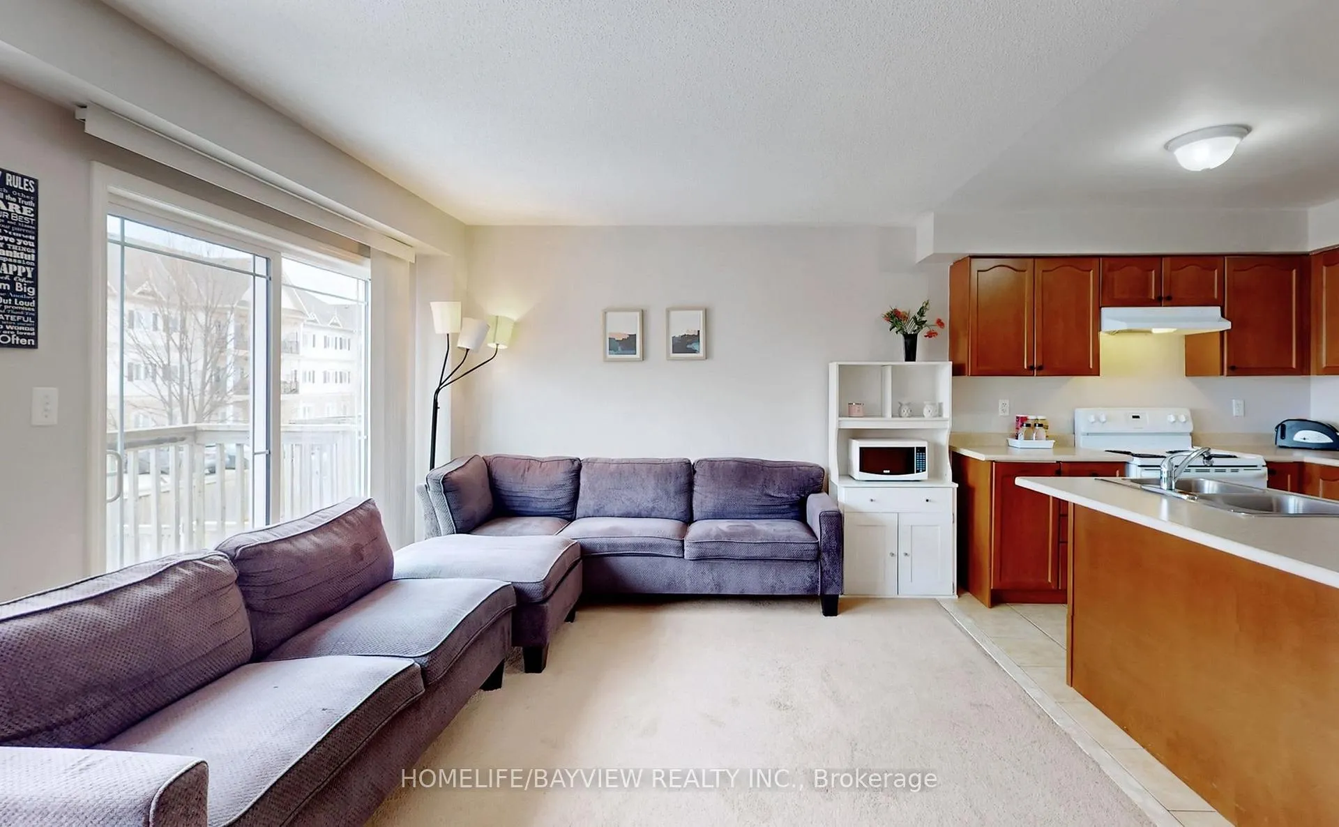 Photo 4 of Unit 12, 51 Connell Lane E, Clarington, Bowmanville — HOMEH