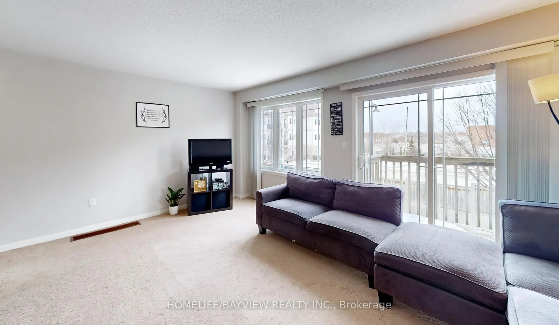 Photo 5 of Unit 12, 51 Connell Lane E, Clarington, Bowmanville — HOMEH