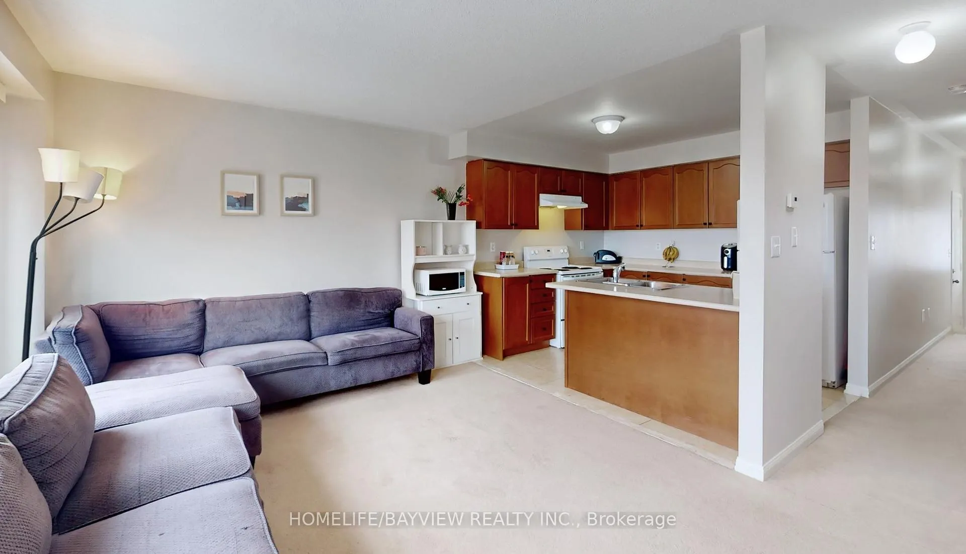 Photo 6 of Unit 12, 51 Connell Lane E, Clarington, Bowmanville — HOMEH