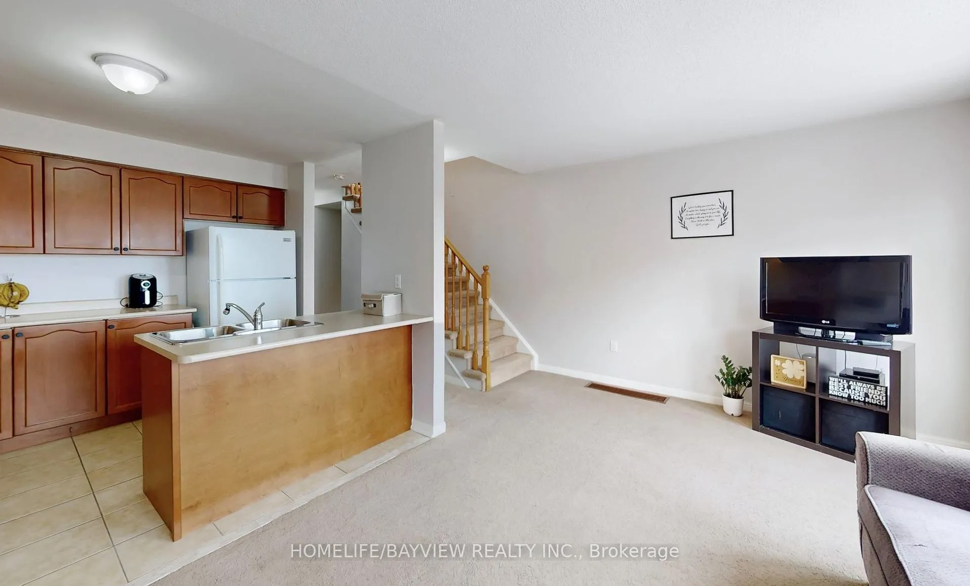 Photo 8 of Unit 12, 51 Connell Lane E, Clarington, Bowmanville — HOMEH