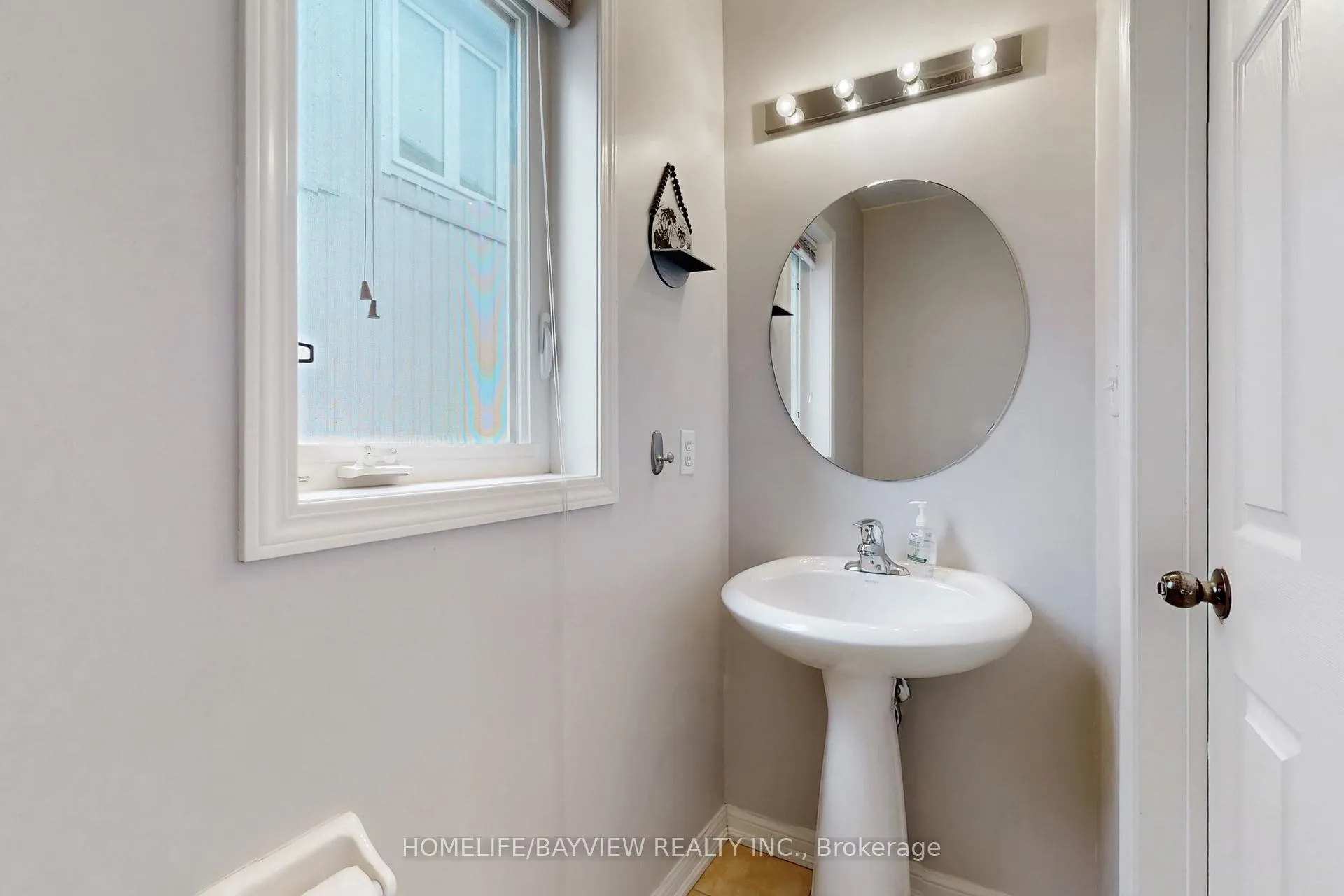 Photo 12 of Unit 12, 51 Connell Lane E, Clarington, Bowmanville — HOMEH