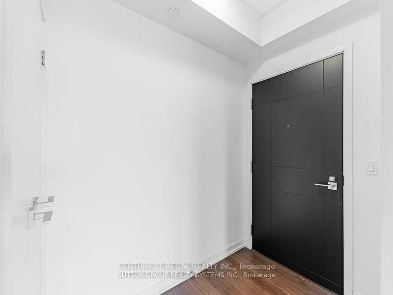 Photo 3 of Unit 3016, 98 Lillian Street, Toronto, Mount Pleasant West — HOMEH