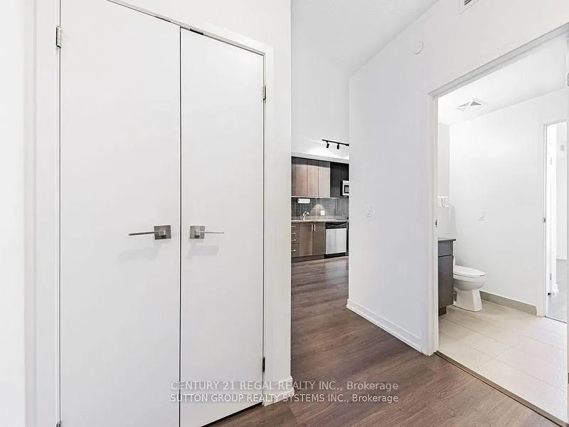 Photo 4 of Unit 3016, 98 Lillian Street, Toronto, Mount Pleasant West — HOMEH