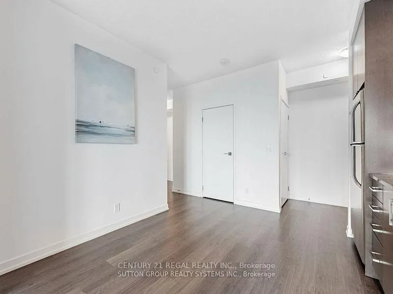 Photo 5 of Unit 3016, 98 Lillian Street, Toronto, Mount Pleasant West — HOMEH