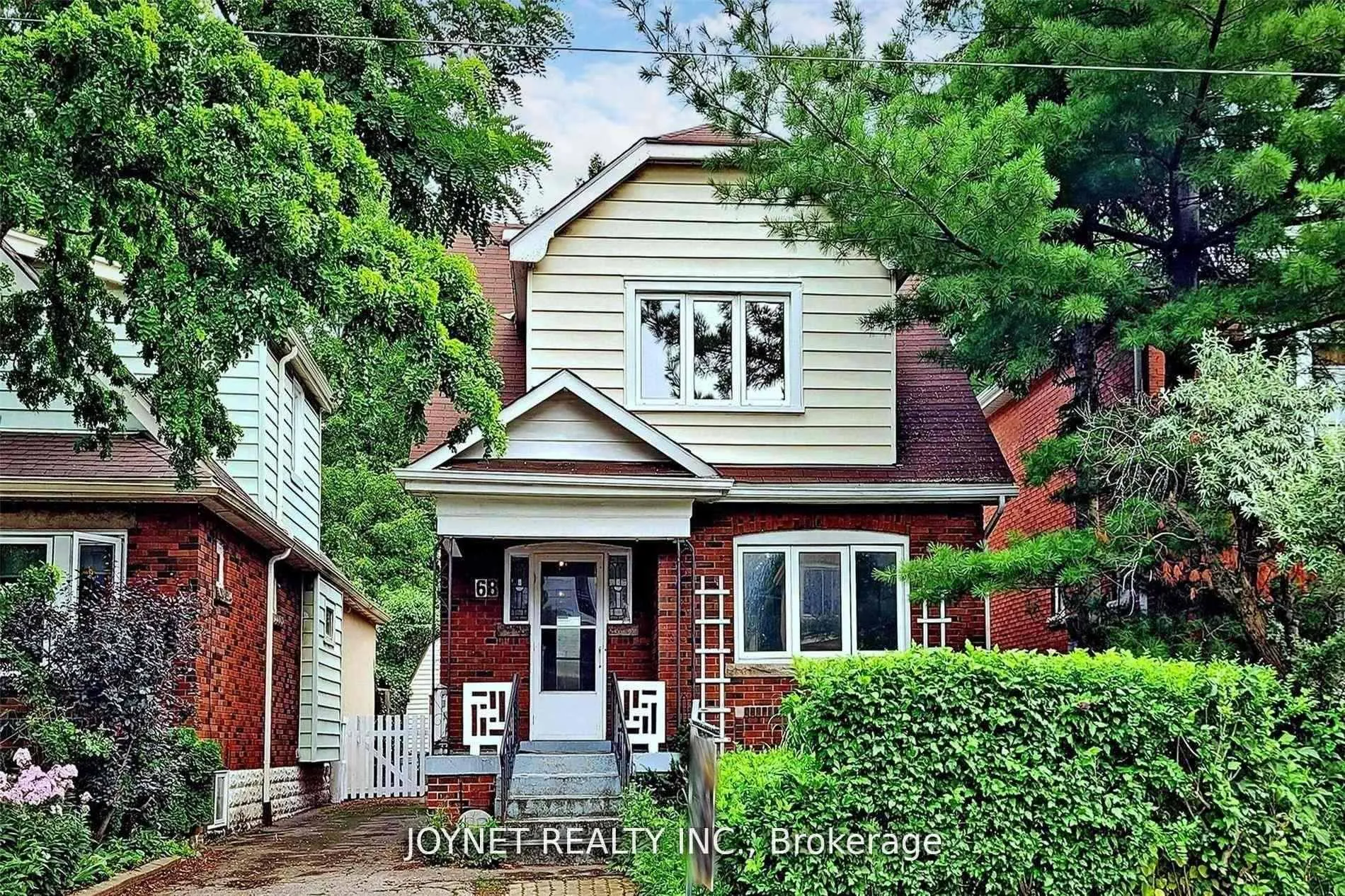 Photo 1 of 68 Barclay Street, Hamilton, Westdale — HOMEH