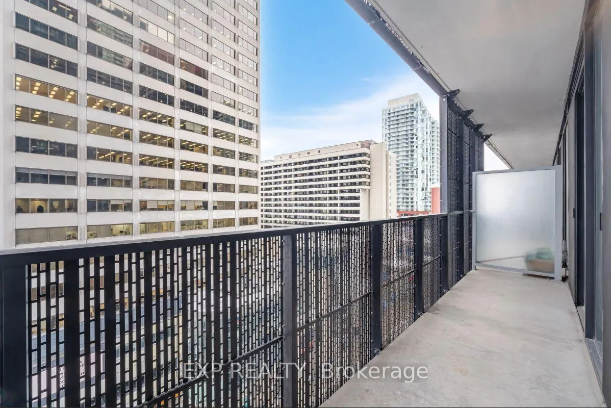 Photo 20 of Unit 703, 8 Eglinton Avenue E, Toronto, Mount Pleasant West — HOMEH
