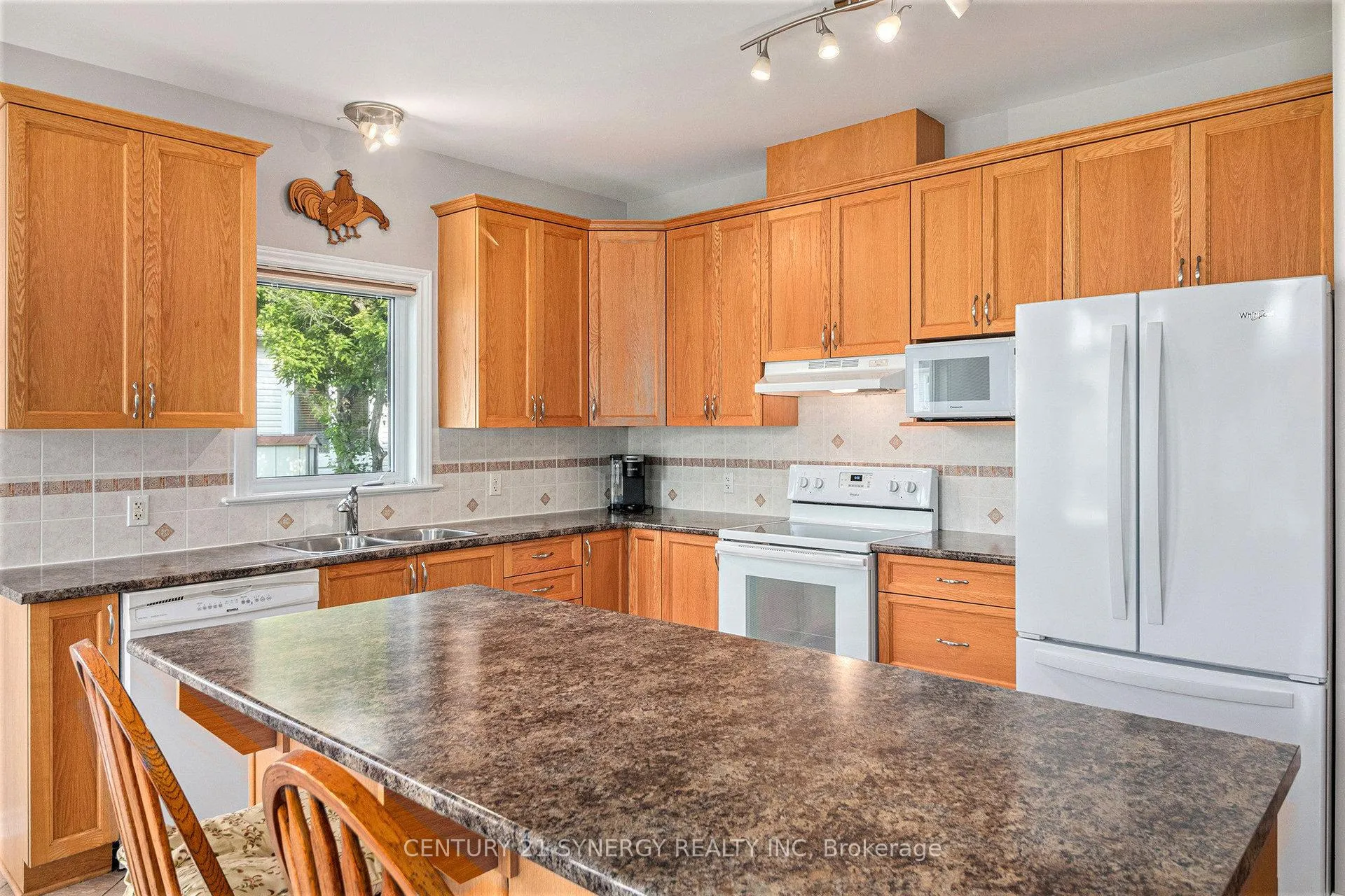 Photo 11 of 852 Swallowtail Crescent, Ottawa, Notting Hill/Summerside — HOMEH