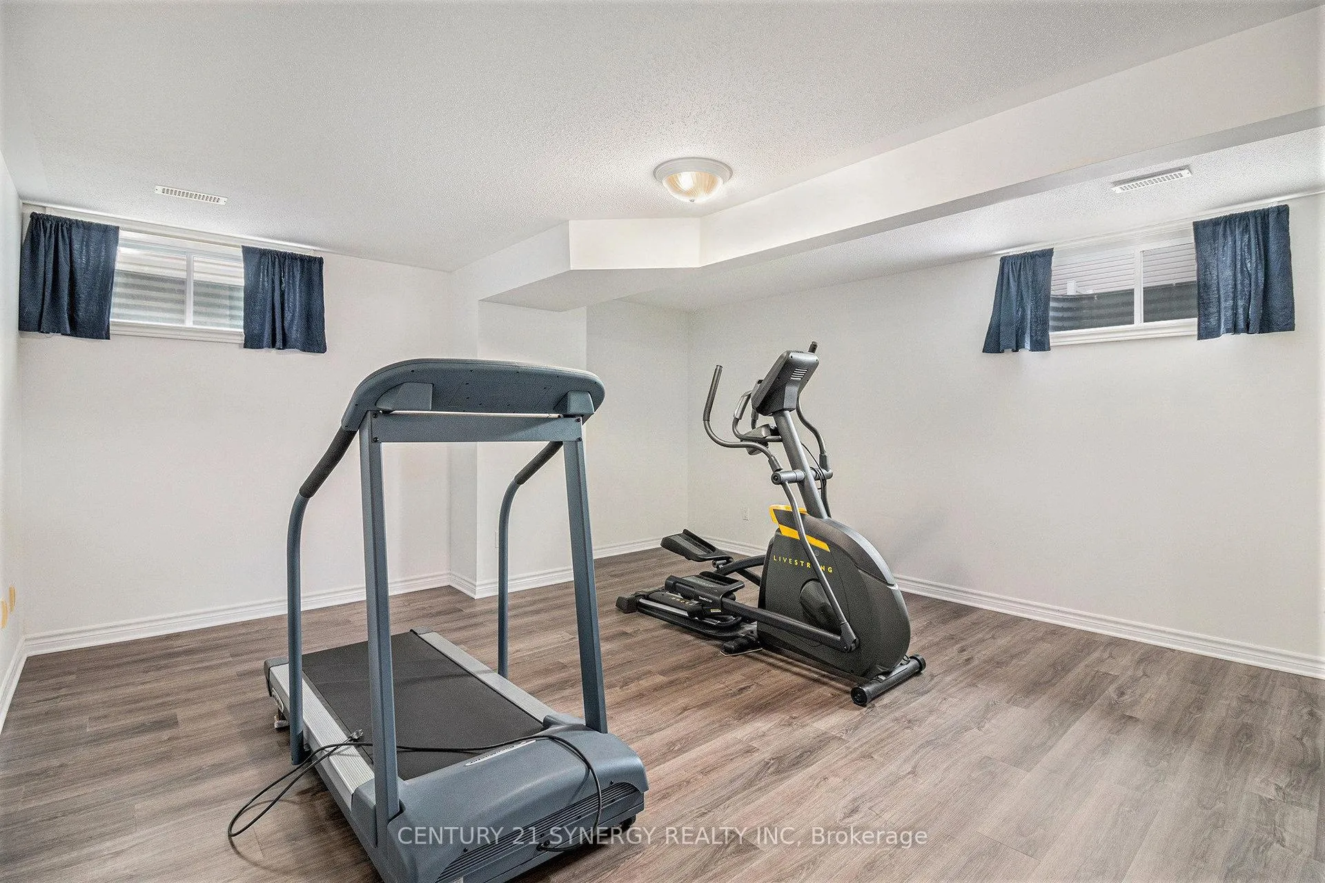 Photo 30 of 852 Swallowtail Crescent, Ottawa, Notting Hill/Summerside — HOMEH