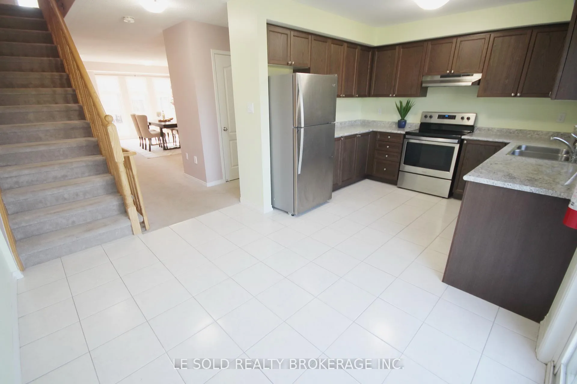 Photo 13 of 2639 Deputy Minister Path, Oshawa, Windfields — HOMEH