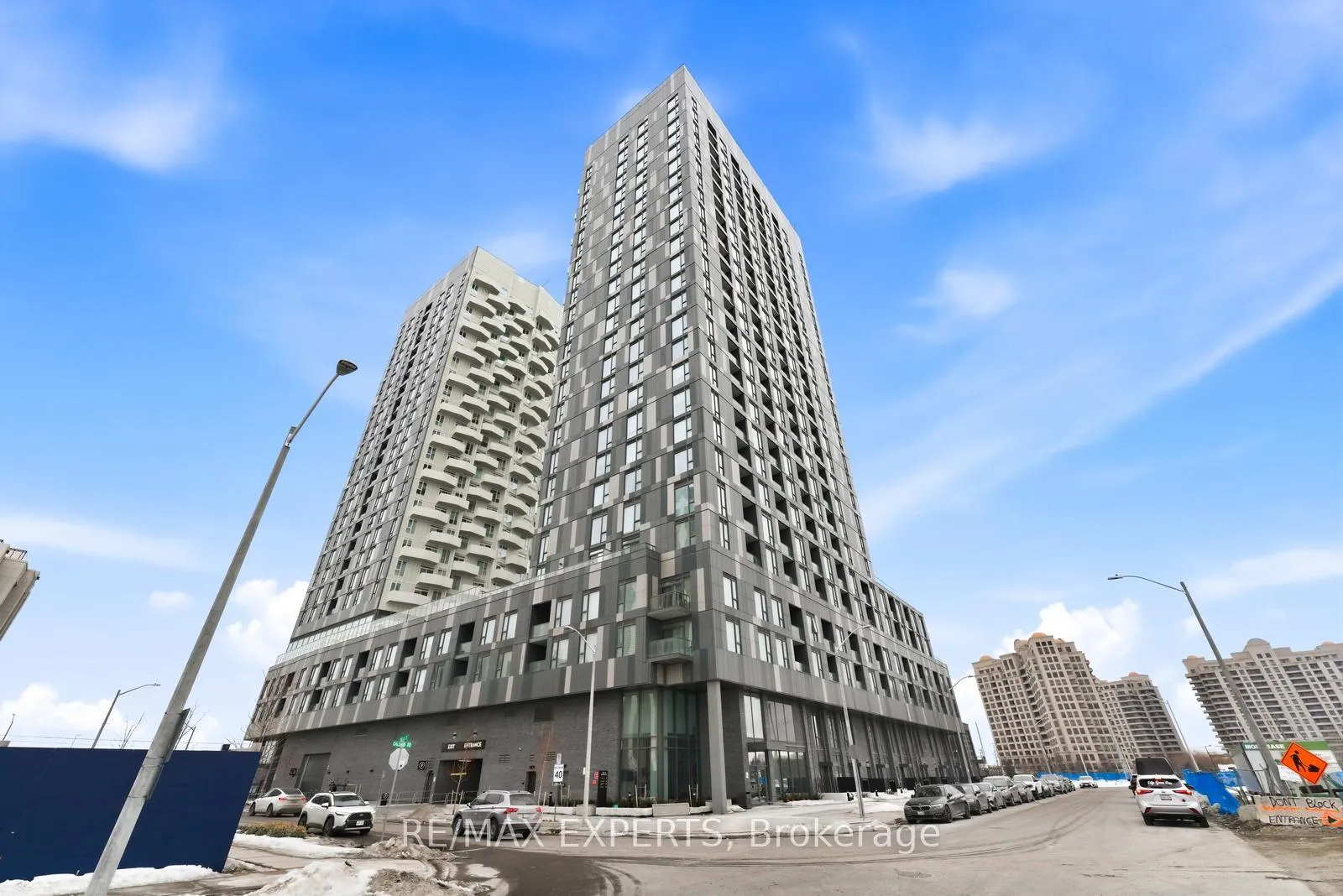 Front of Unit 1101, 474 Caldari Road