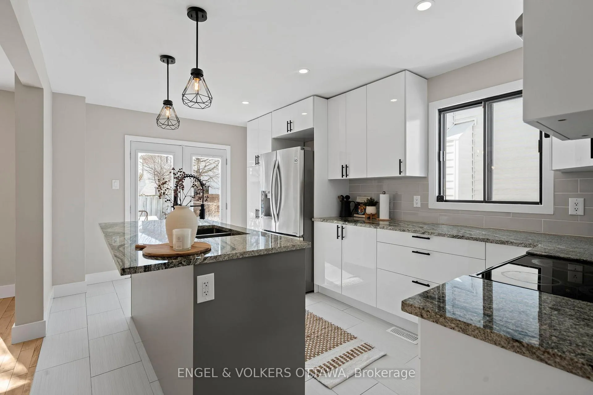 Photo 12 of 6346 Beausejour Drive, Ottawa, Chateauneuf — HOMEH