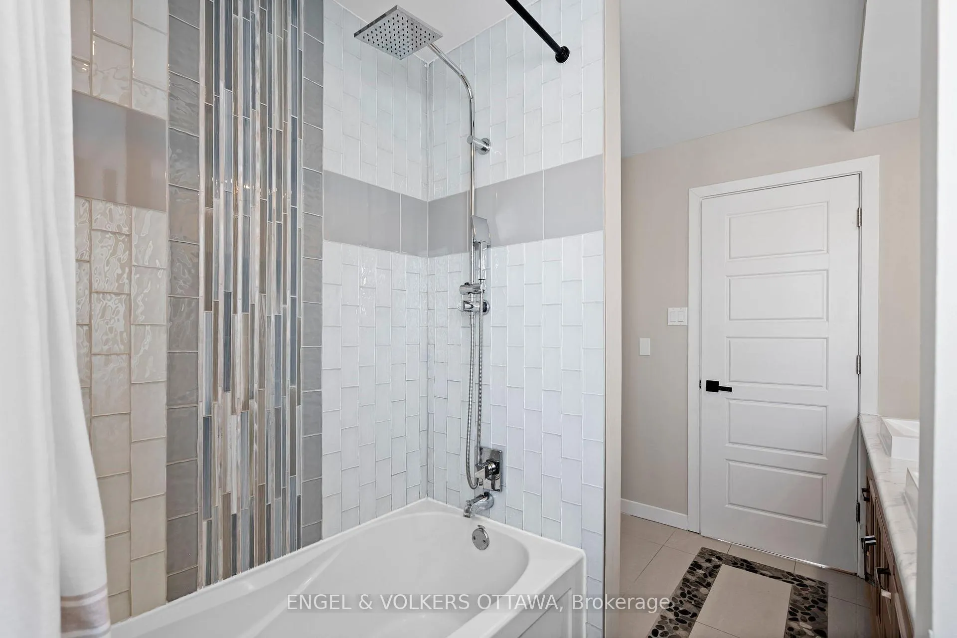 Photo 31 of 6346 Beausejour Drive, Ottawa, Chateauneuf — HOMEH
