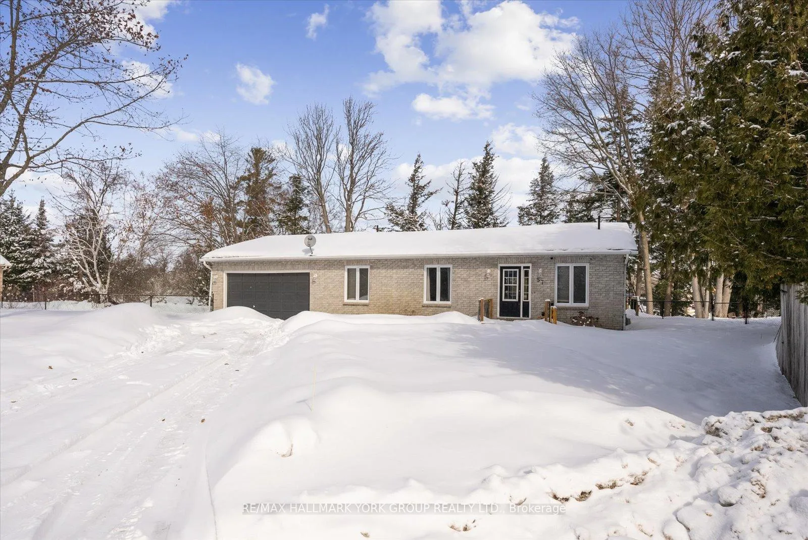 Photo 4 of 57 Halmar Park Road, Georgina, Pefferlaw — HOMEH