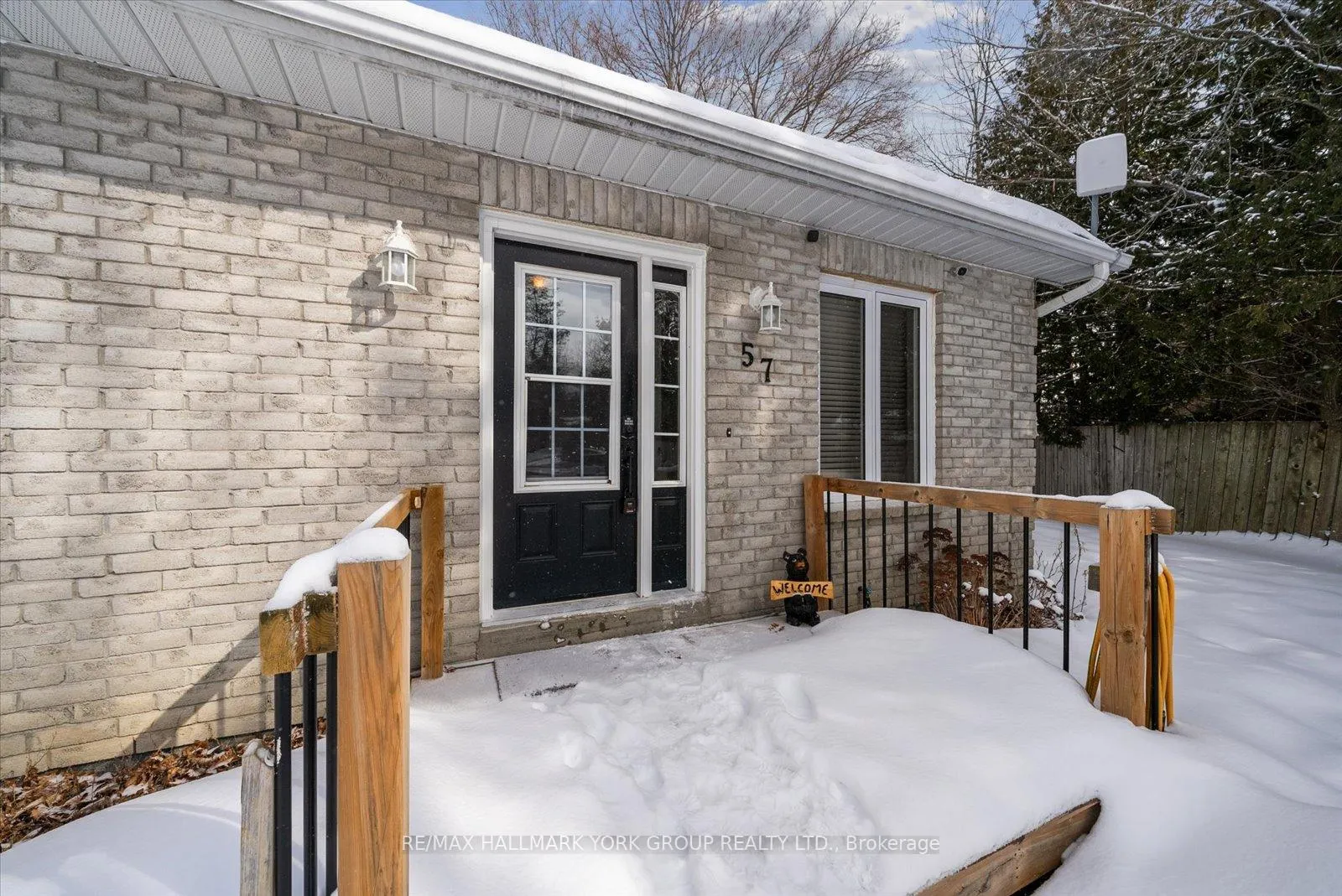 Photo 6 of 57 Halmar Park Road, Georgina, Pefferlaw — HOMEH