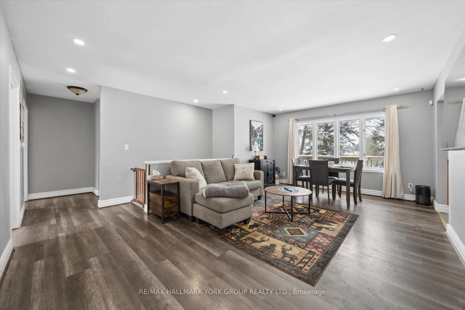 Photo 9 of 57 Halmar Park Road, Georgina, Pefferlaw — HOMEH