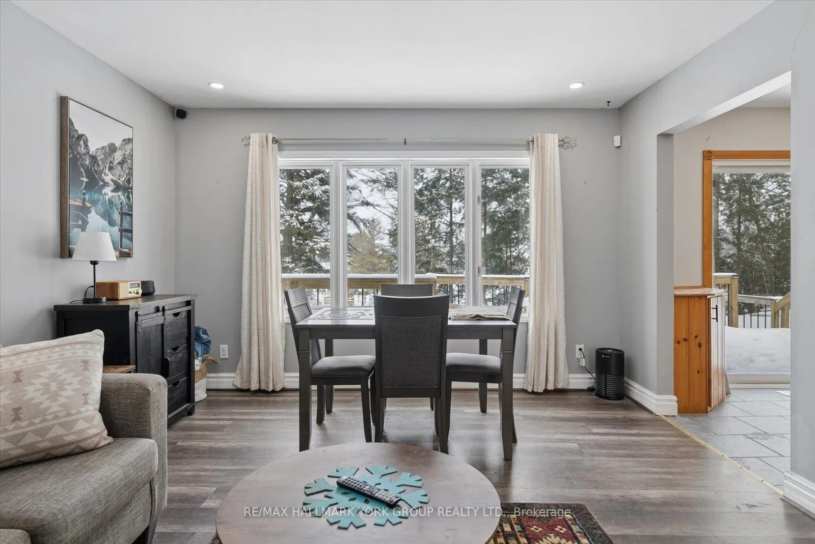 Photo 10 of 57 Halmar Park Road, Georgina, Pefferlaw — HOMEH