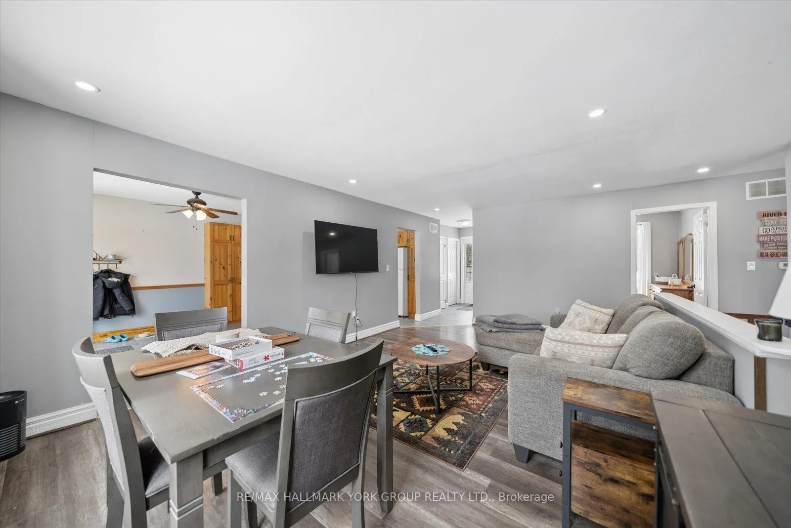 Photo 11 of 57 Halmar Park Road, Georgina, Pefferlaw — HOMEH