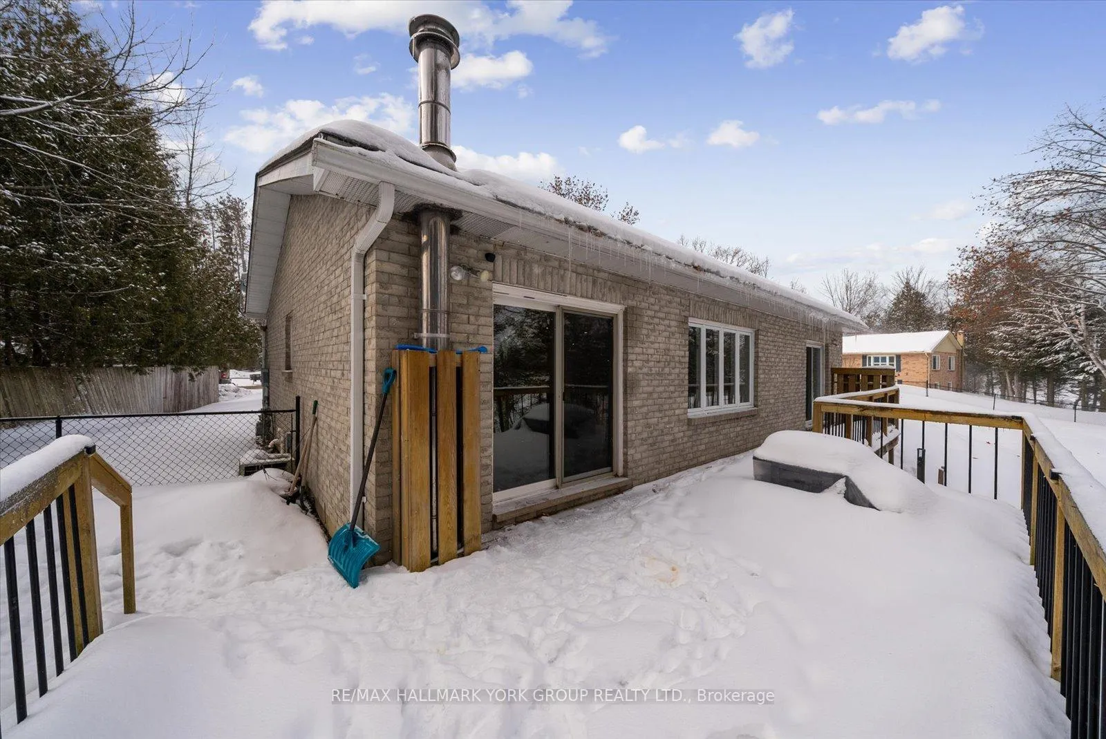 Photo 30 of 57 Halmar Park Road, Georgina, Pefferlaw — HOMEH