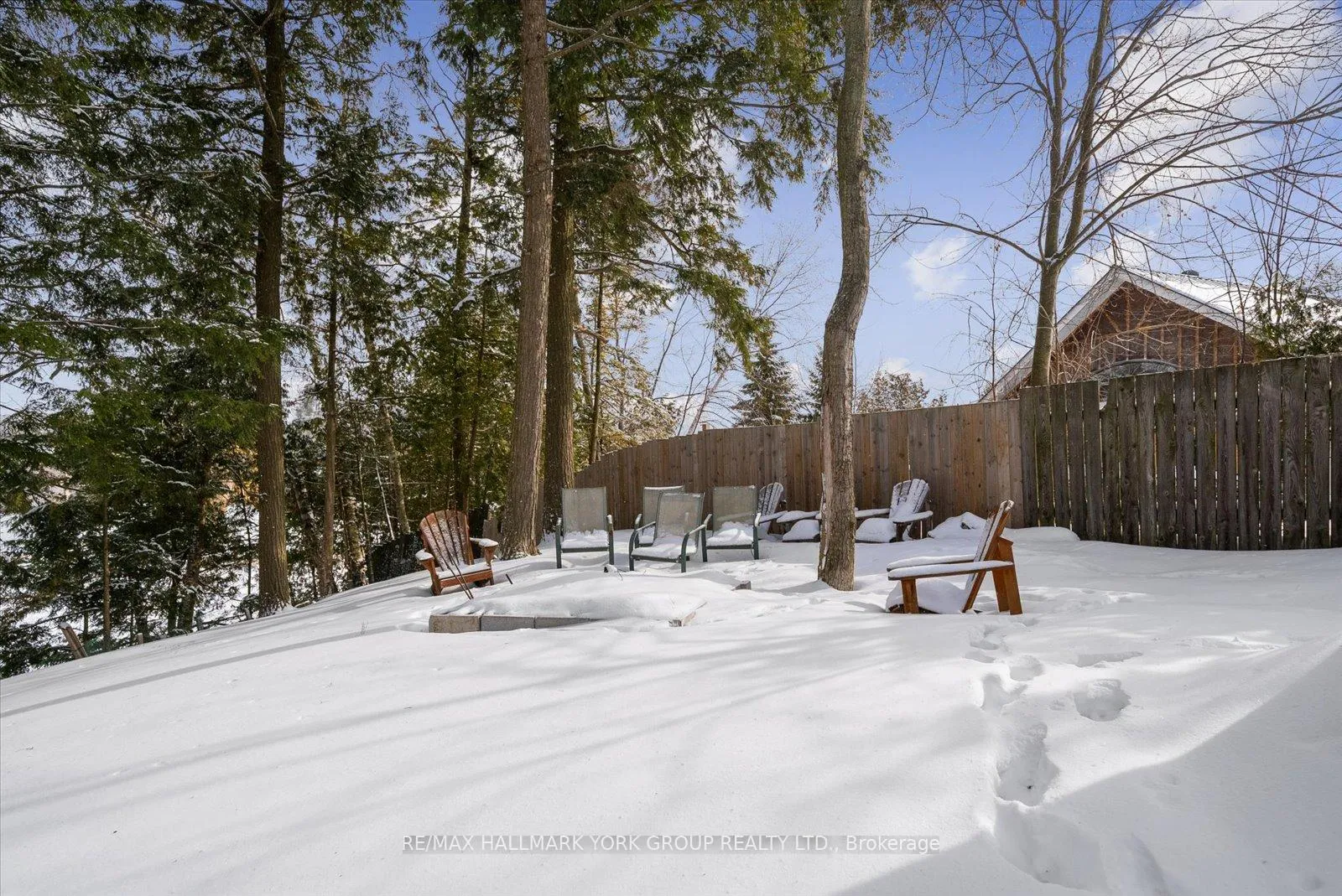Photo 35 of 57 Halmar Park Road, Georgina, Pefferlaw — HOMEH