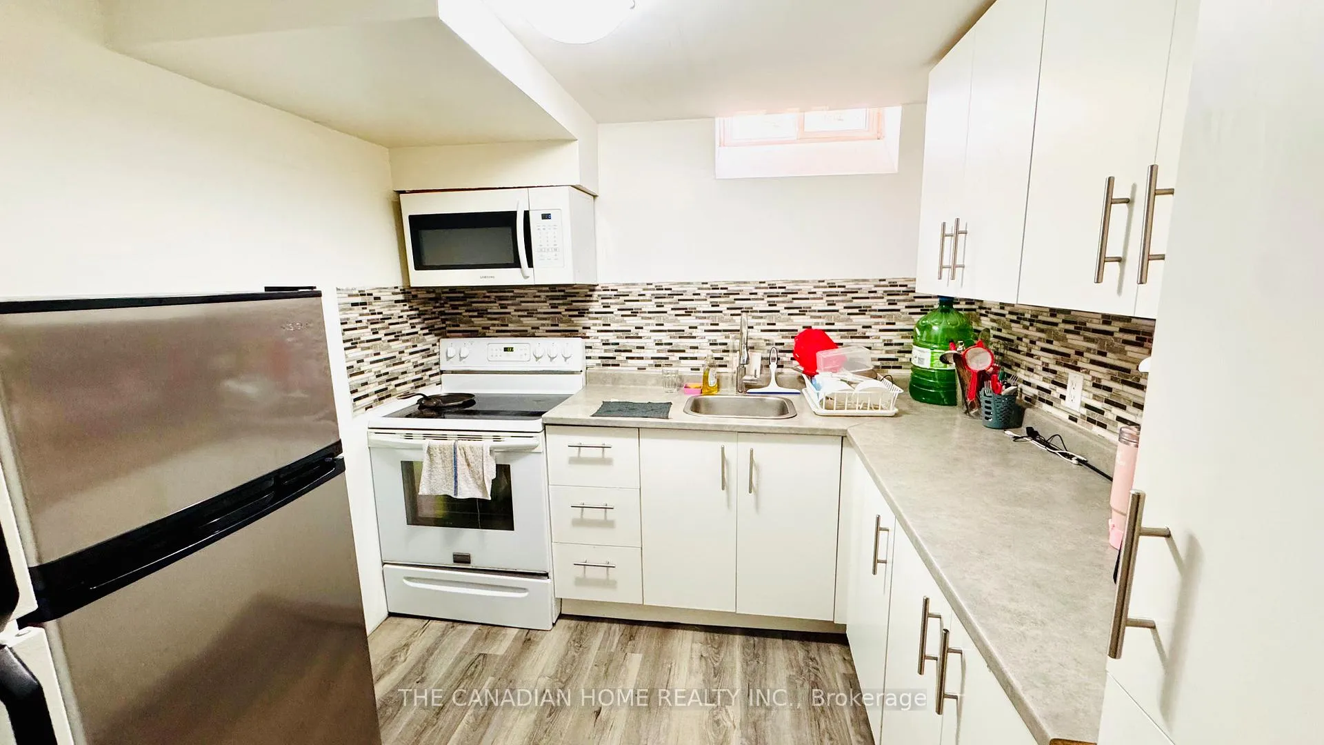 Photo 22 of 15 Cluthe Crescent, Kitchener — HOMEH