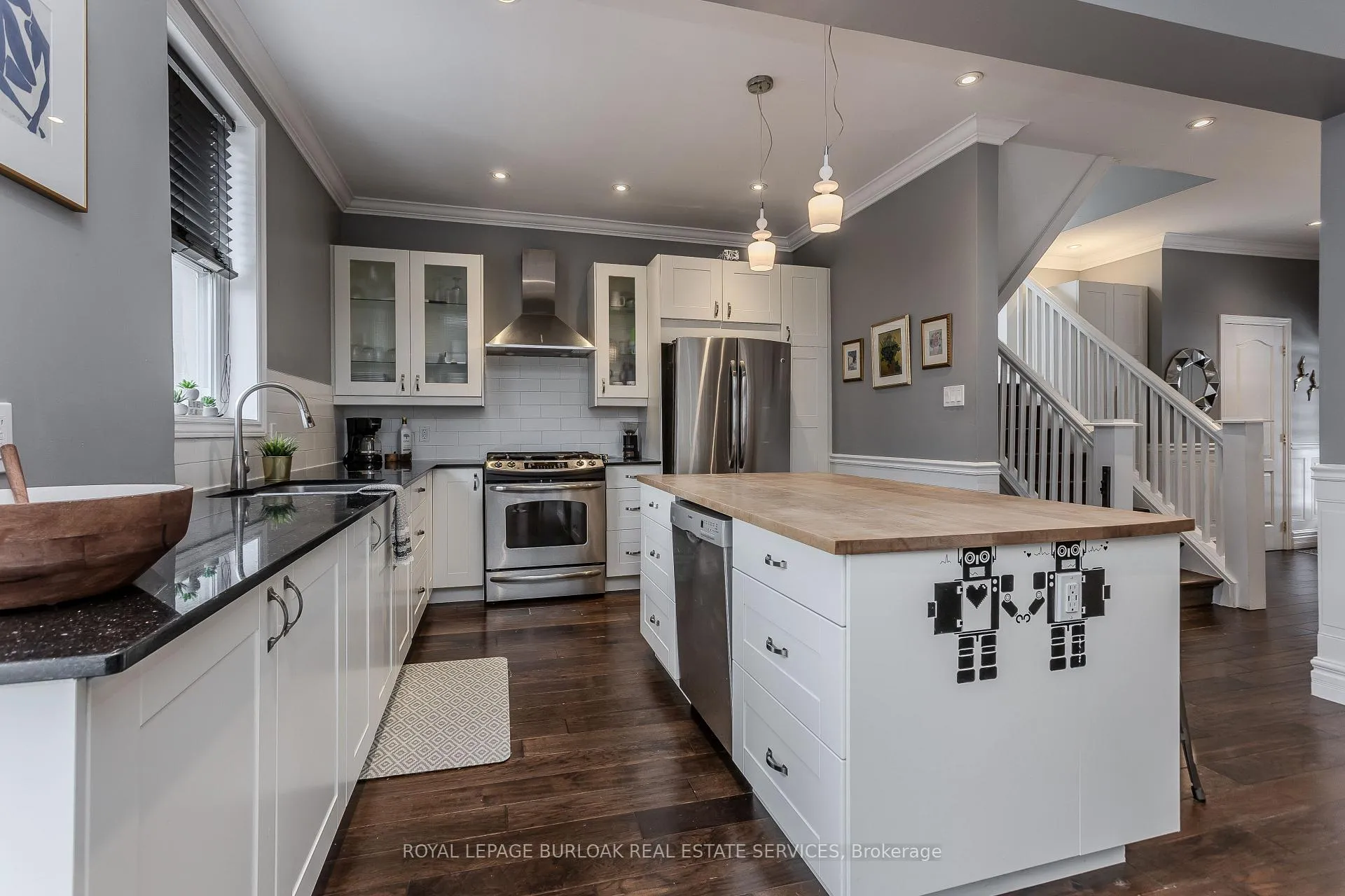 Photo 12 of 8 Mapleside Avenue, Hamilton, Kirkendall — HOMEH
