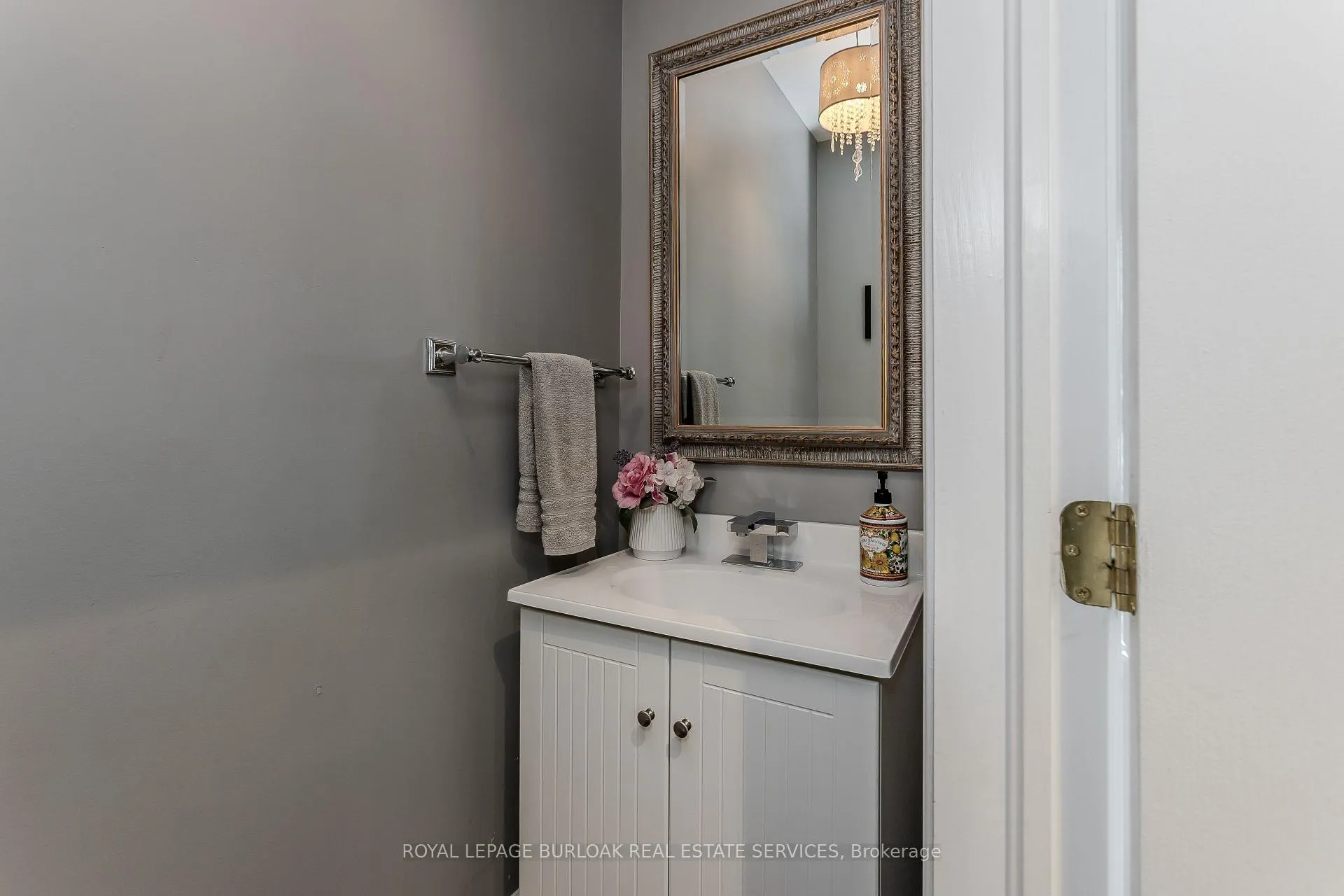 Photo 15 of 8 Mapleside Avenue, Hamilton, Kirkendall — HOMEH
