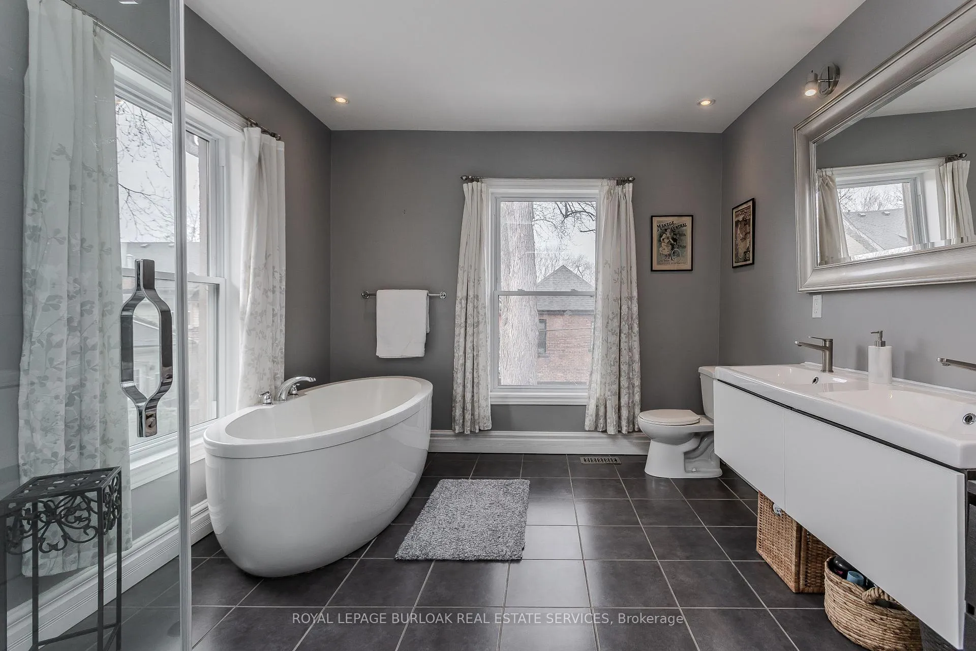 Photo 18 of 8 Mapleside Avenue, Hamilton, Kirkendall — HOMEH