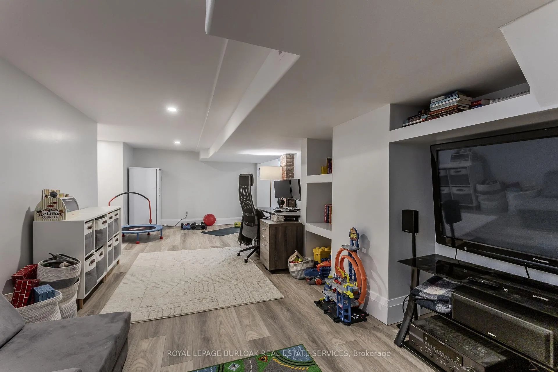 Photo 31 of 8 Mapleside Avenue, Hamilton, Kirkendall — HOMEH