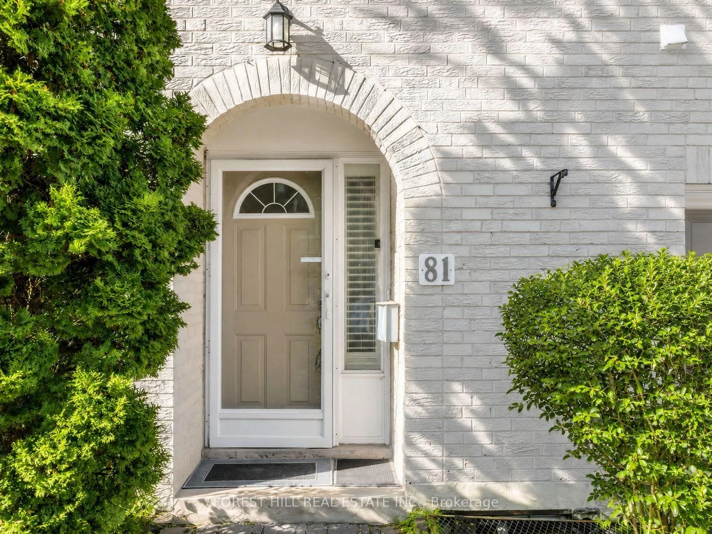 Front of 81 Scenic Mill Way